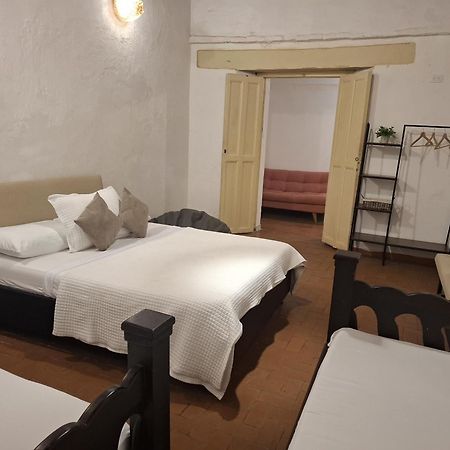 Lotus Central Hotel Santa Marta  Ngoại thất bức ảnh