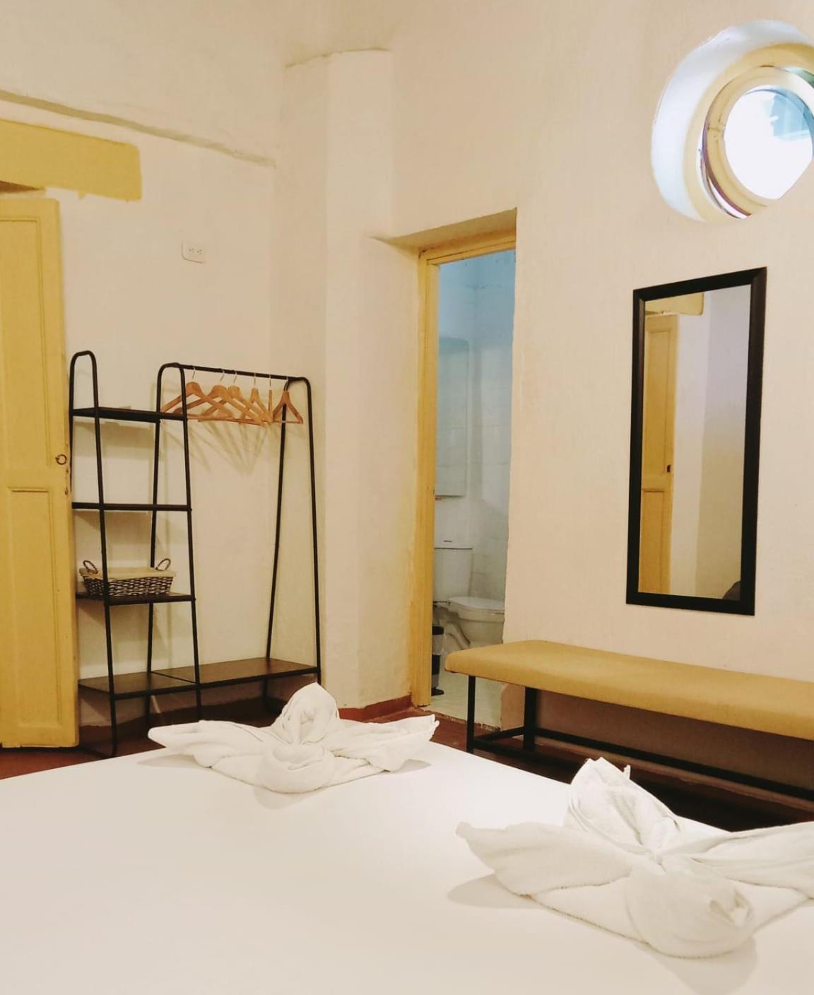 Lotus Central Hotel Santa Marta  Ngoại thất bức ảnh