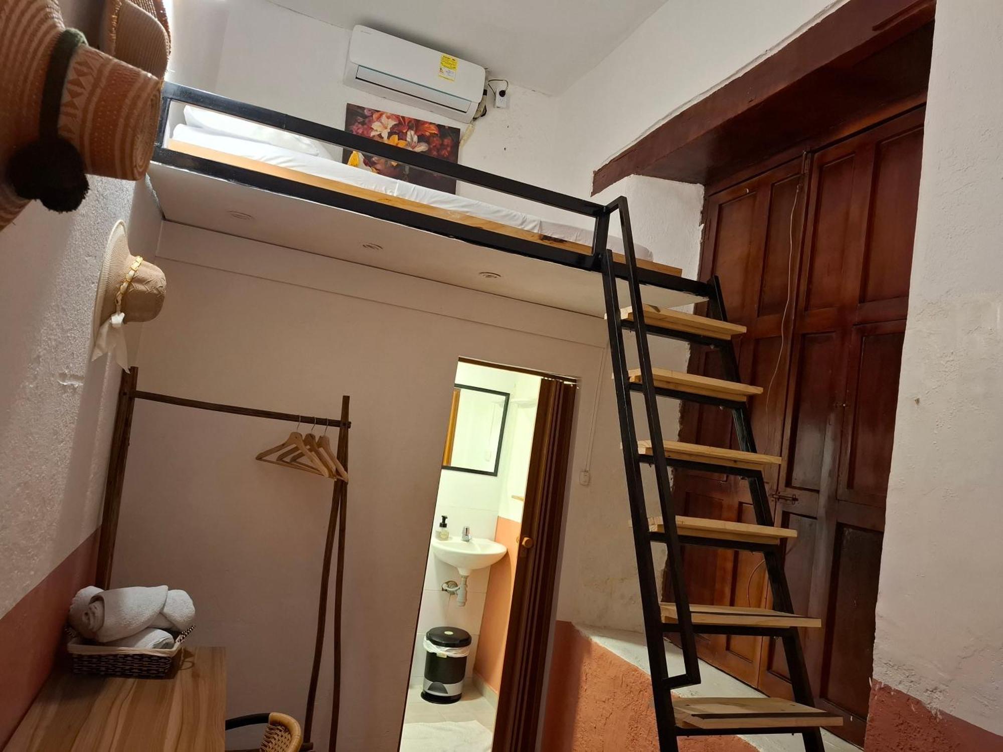 Lotus Central Hotel Santa Marta  Ngoại thất bức ảnh